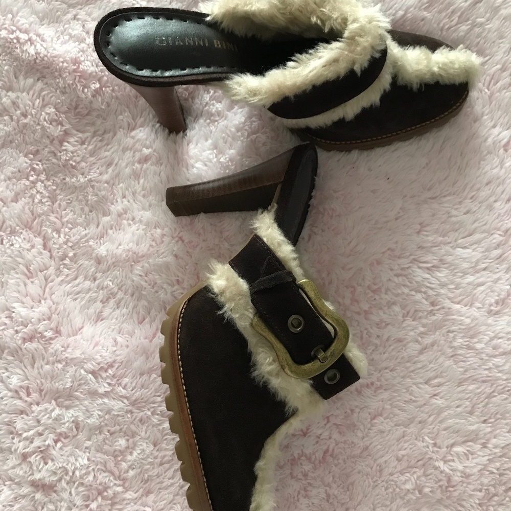 Gianni Bini size 6 never been worn